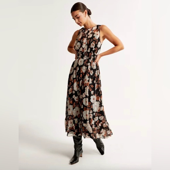 Abercrombie & Fitch Dresses & Skirts - Abercrombie & Fitch Floral Midi Dress - Black and White